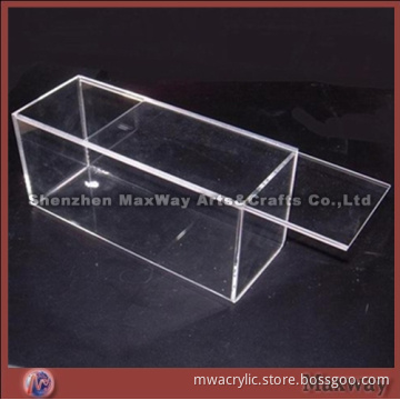 Transparent acrylic container box with lip